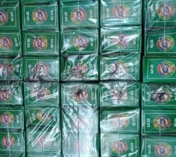 10 ब्रिकी हरा रंग